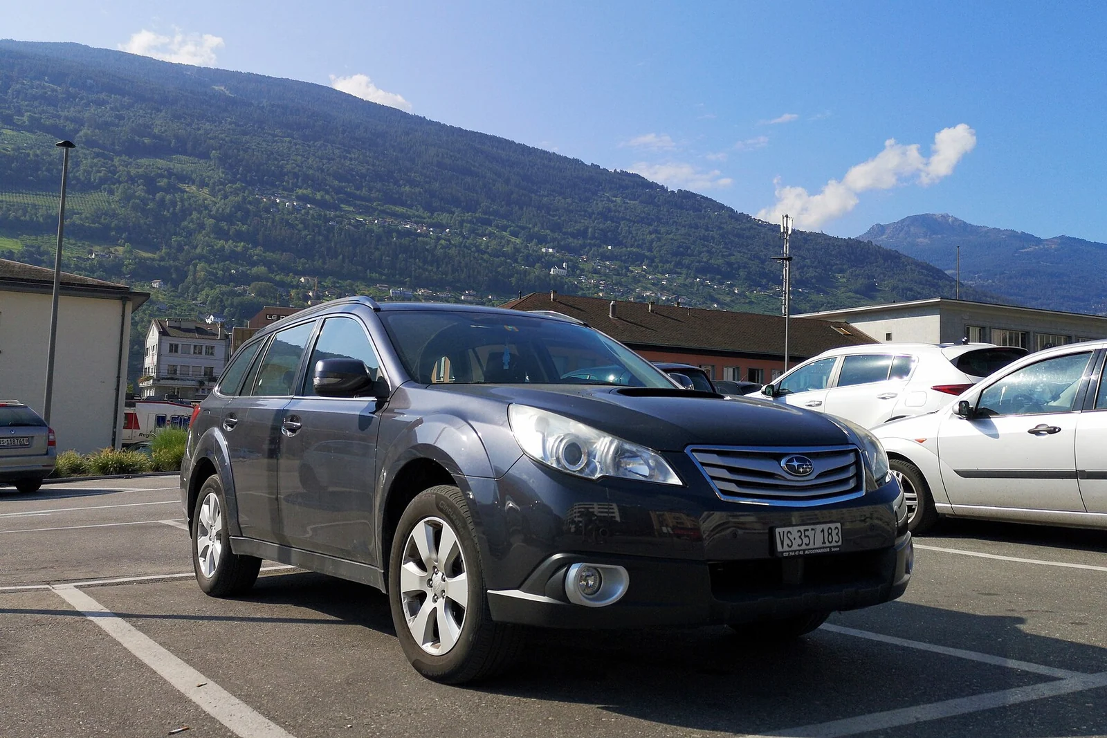 2020 Subaru Outback Limited XT in Abyss Blue Pearl